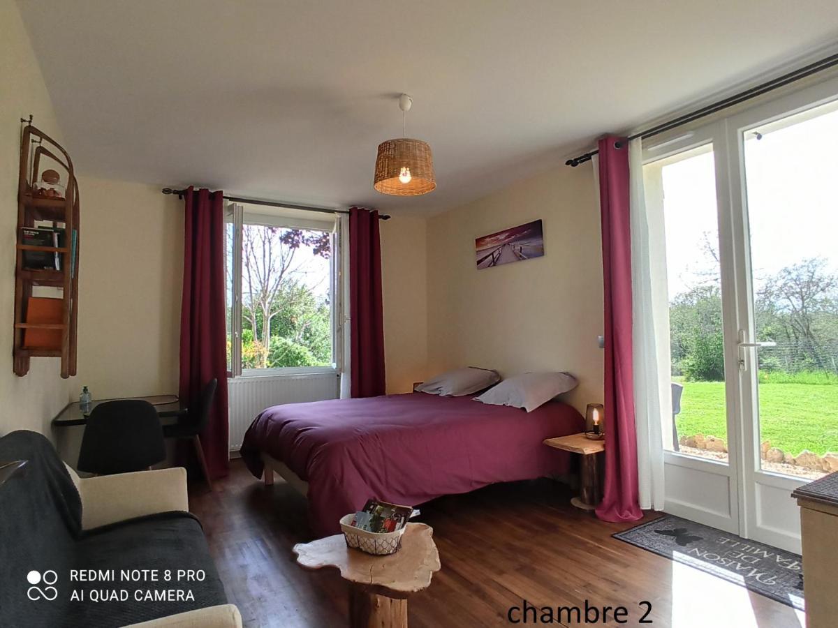 Les Chambres De Beauviel Saint-Jean-d'Eyraud Екстер'єр фото